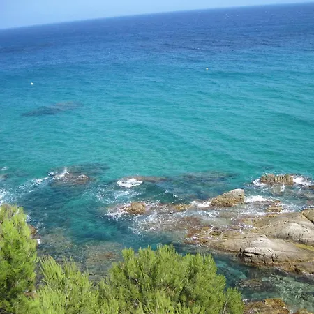 Location Saisonniere De Avril A Fin Octobre 公寓 *