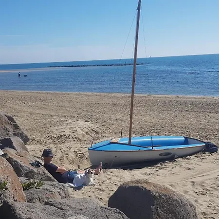 Location Saisonniere De Avril A Fin Octobre * 阿格德