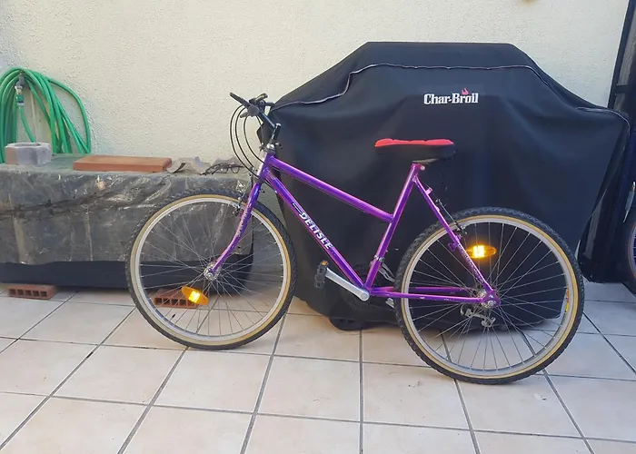 Location Saisonnière De Avril à Fin Octobre Appartement *