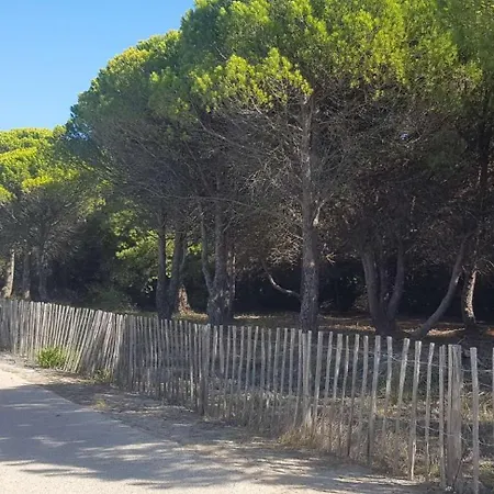 Location Saisonniere De Avril A Fin Octobre Lägenhet